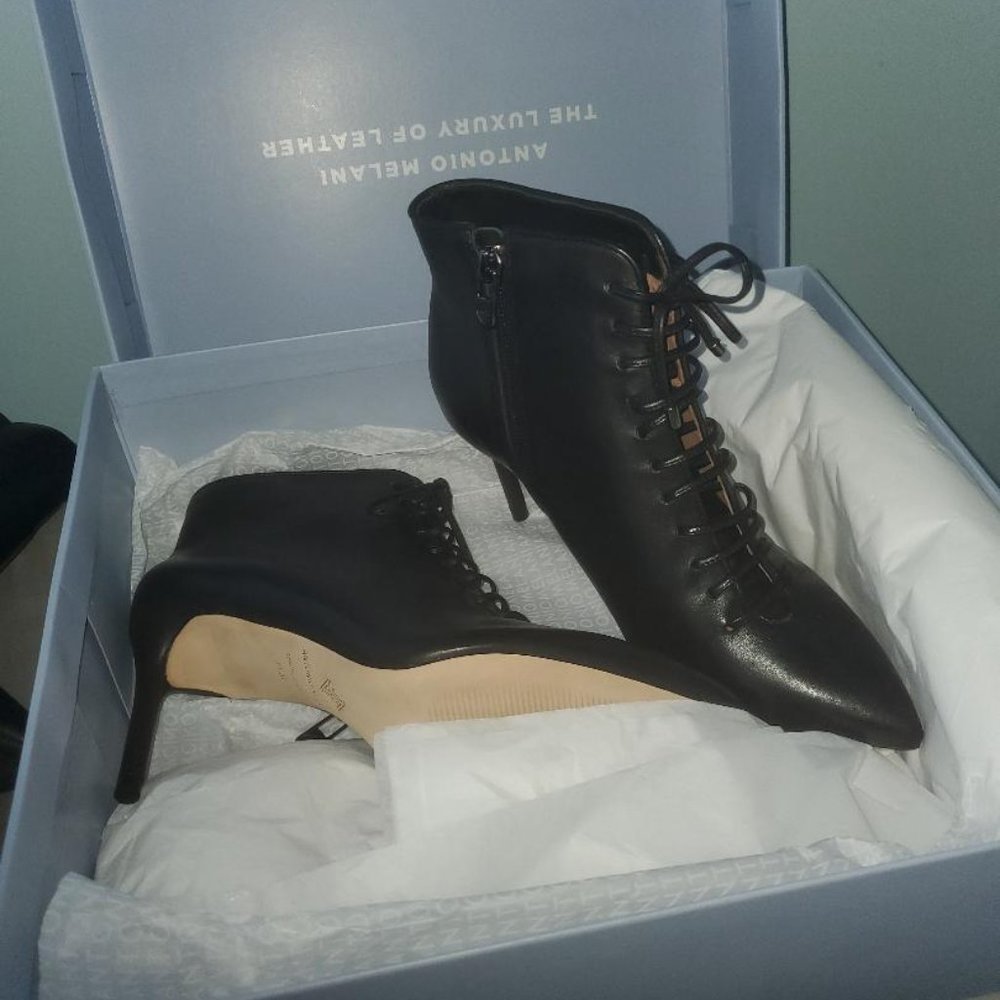 New without tags Antonio Melani lace up boots